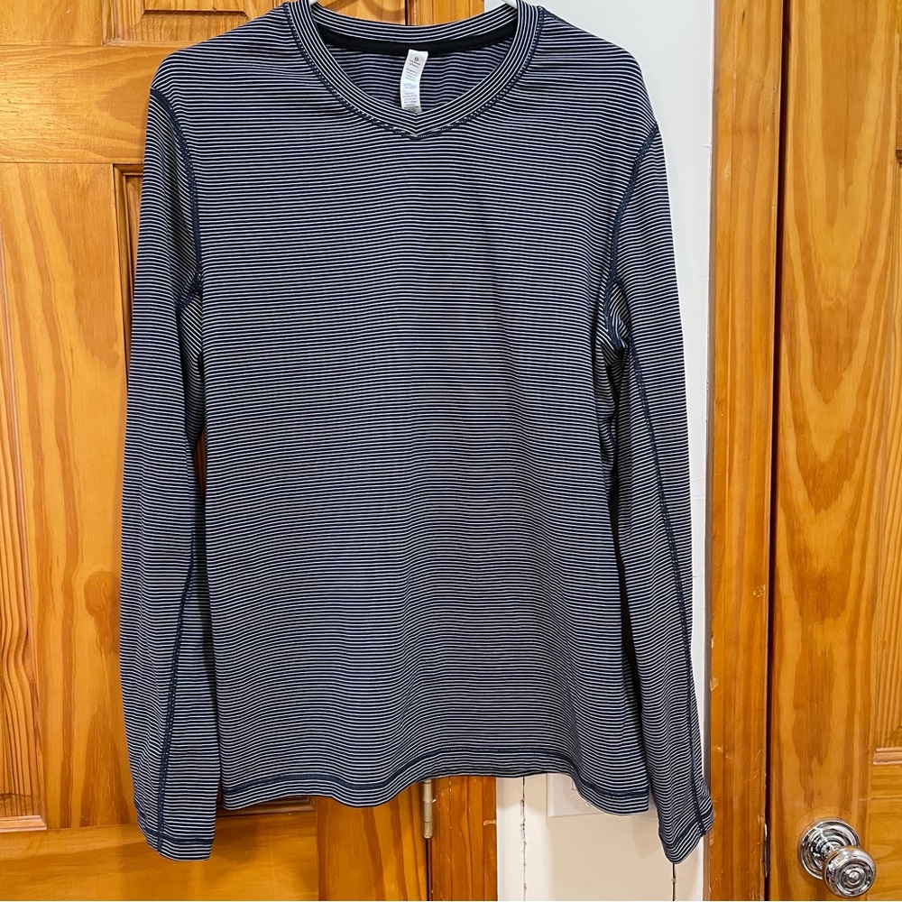 Lululemon Athletica Black Striped (washed 1x) as good as brand new unworn